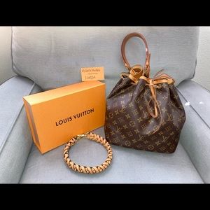 ❌SOLD❌ Louis Vuitton Petite Noe (Vintage)
